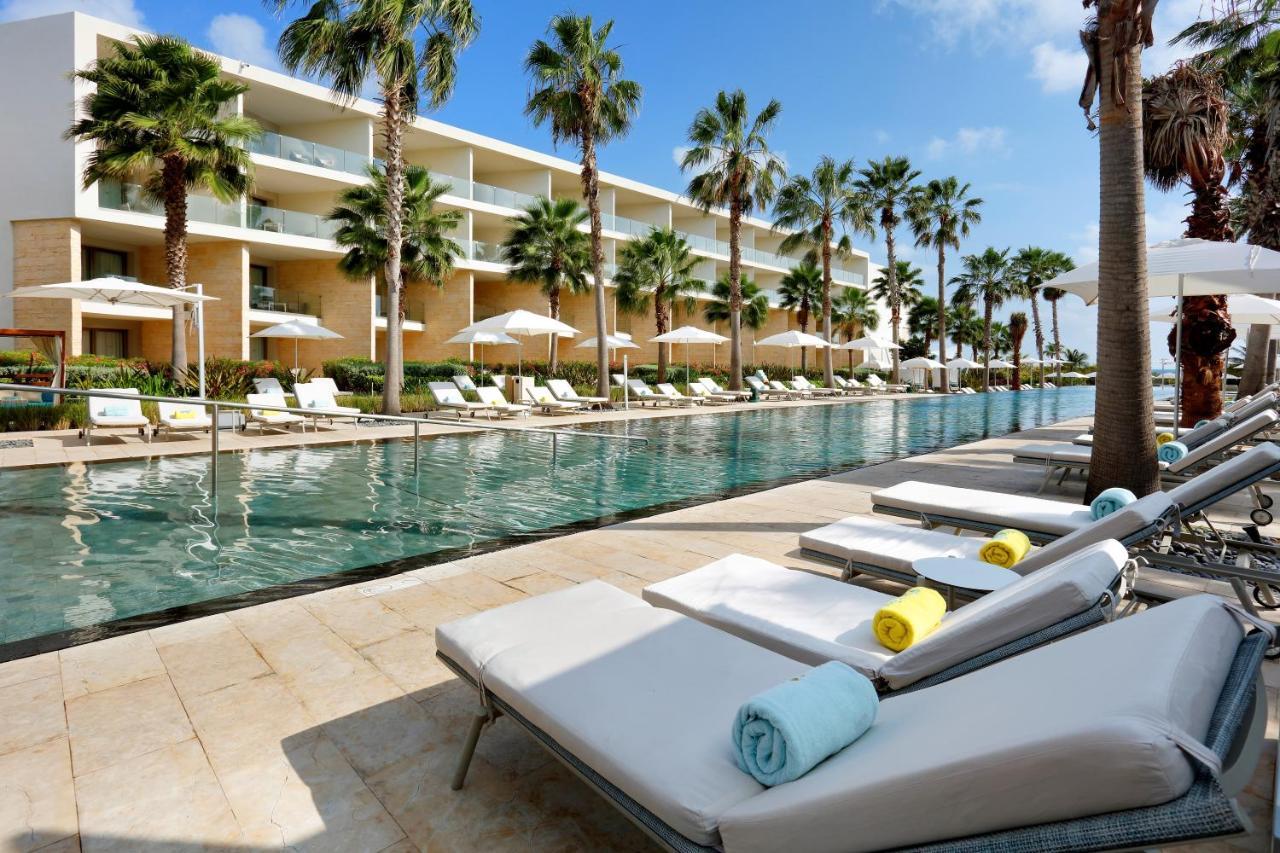 Family Selection At Grand Palladium Select Costa Mujeres Cancun Luaran gambar
